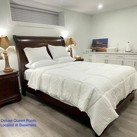 South Vancouver Guesthouse Экстерьер фото