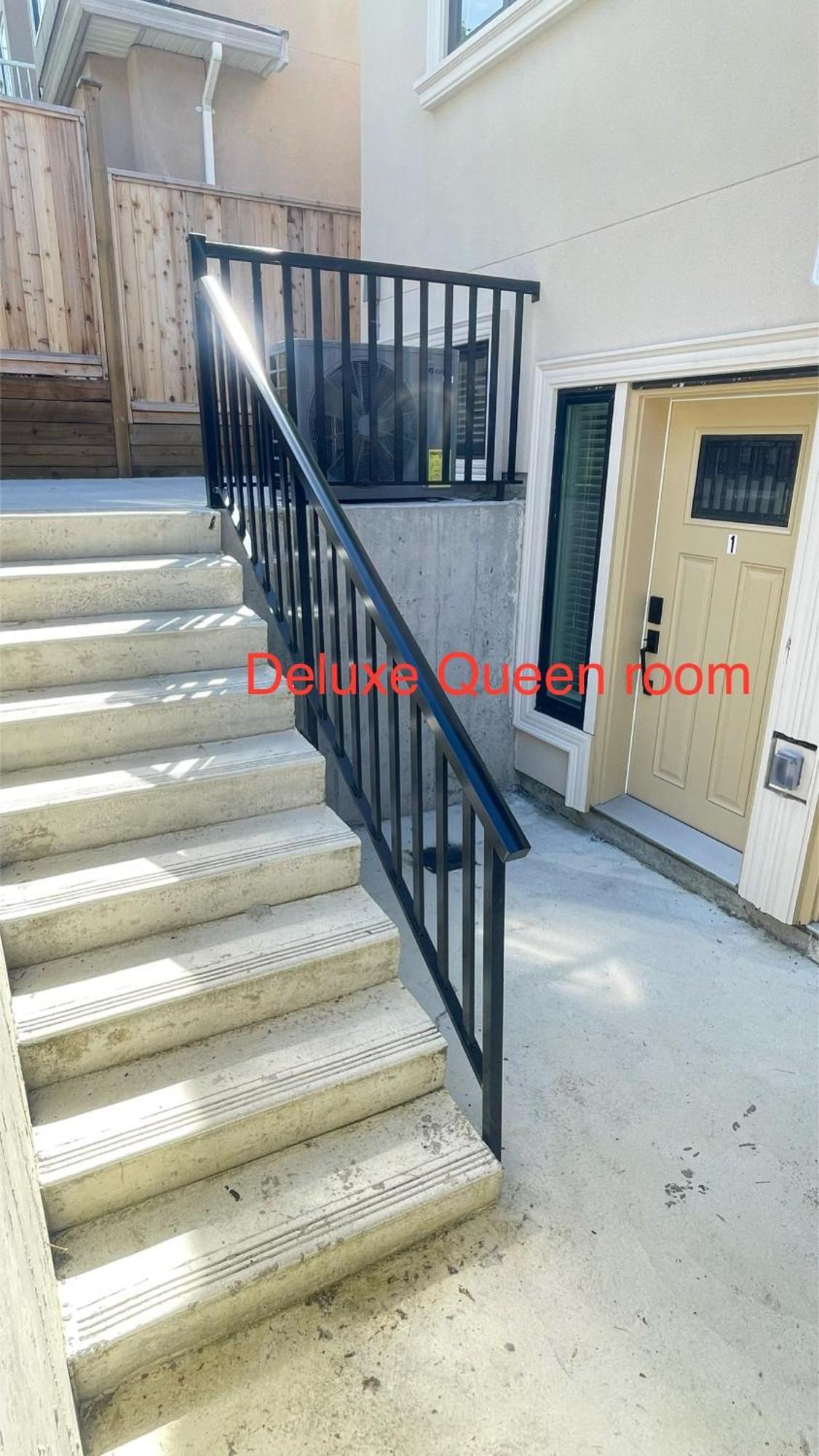 South Vancouver Guesthouse Экстерьер фото